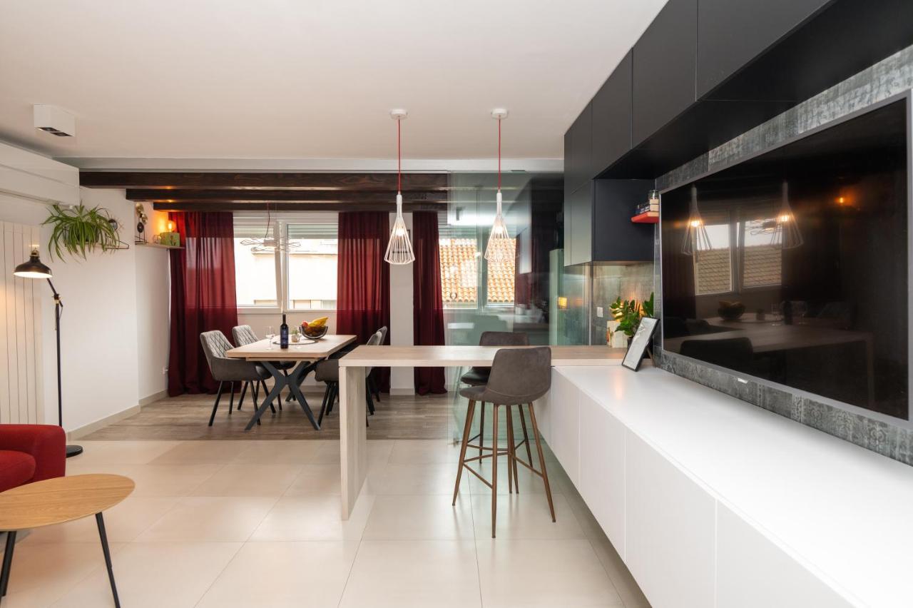 Apartment Tula Шибеник Экстерьер фото