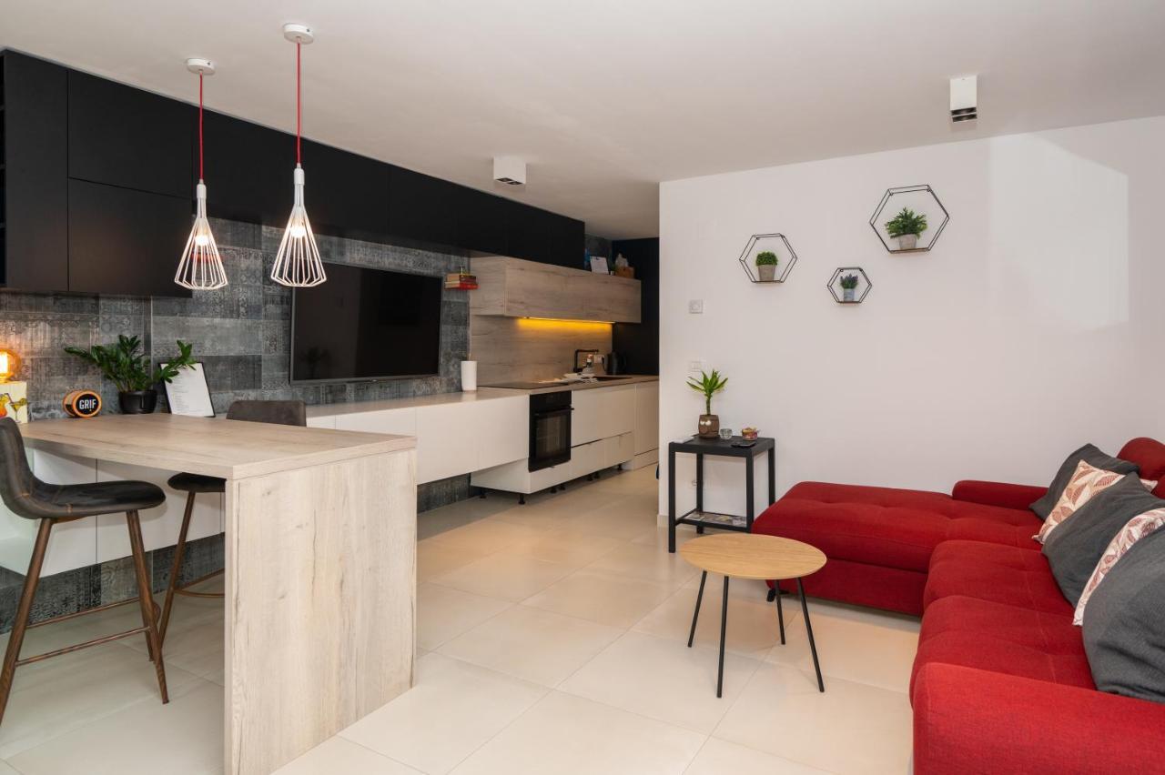 Apartment Tula Шибеник Экстерьер фото